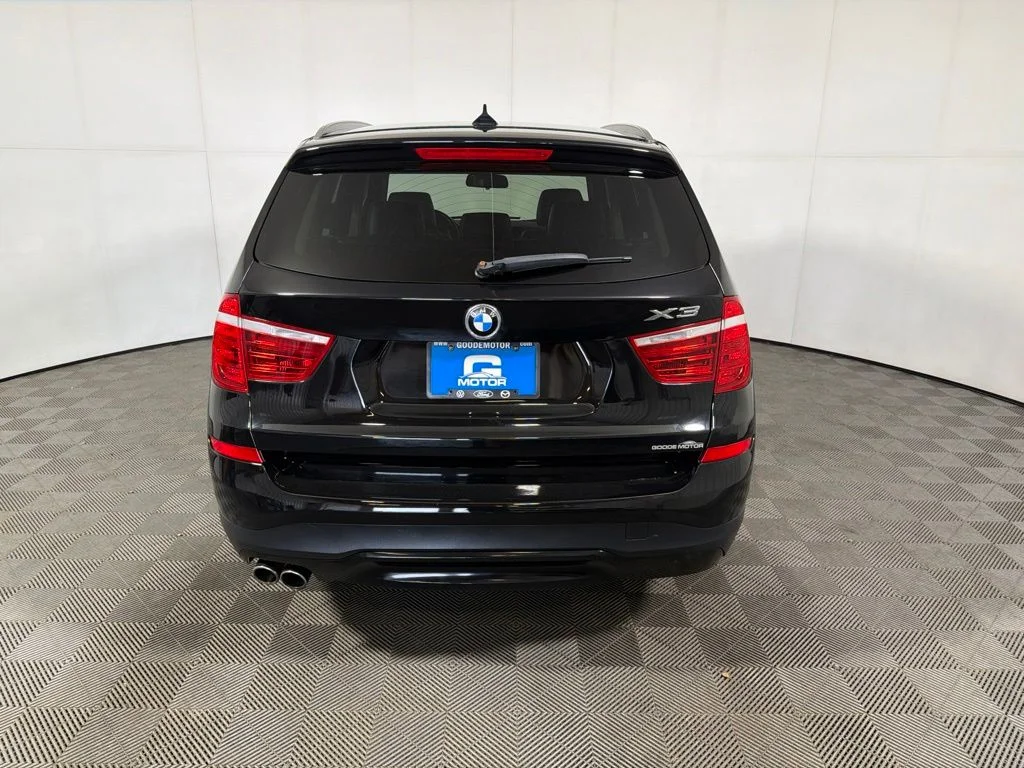 Used 2017 Black BMW xDrive28i image 6