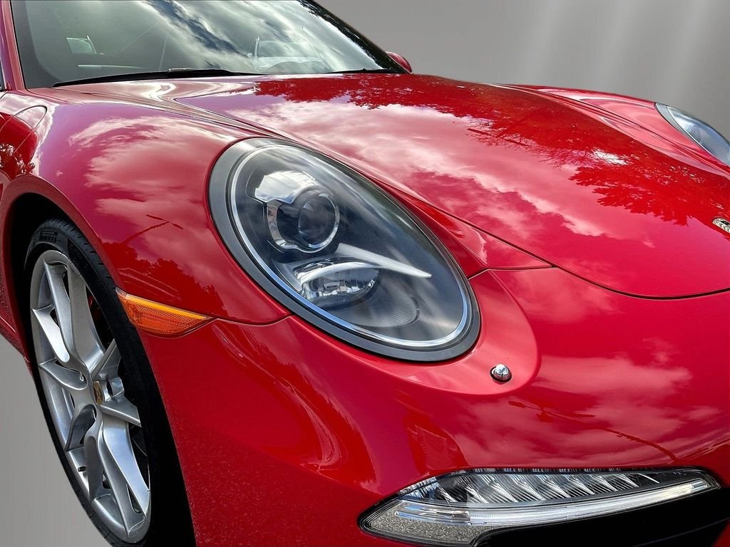 Used 2015 Guards Red Porsche Carrera S image 29