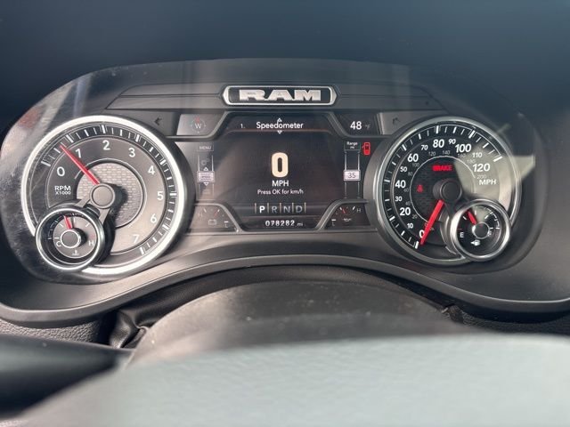 Used 2022 White Ram Laramie image 30