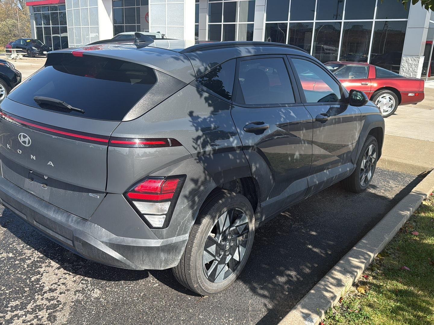 Used 2025 Ecotronic Gray Pearl Hyundai SEL image 4
