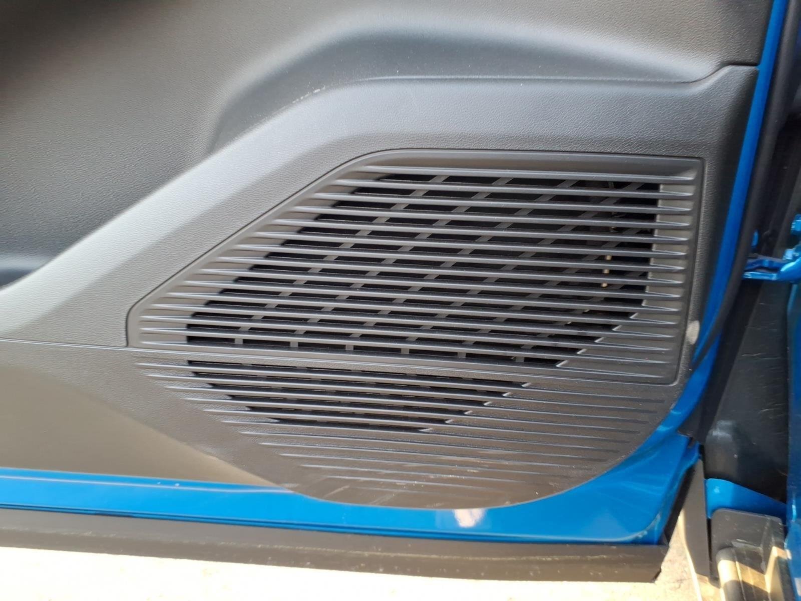 New 2026 Hydro Blue Pearl-Coat Exterior Paint Jeep Laredo image 6