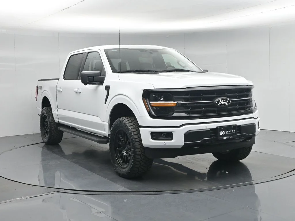New 2026 Oxford White Ford XLT image 57