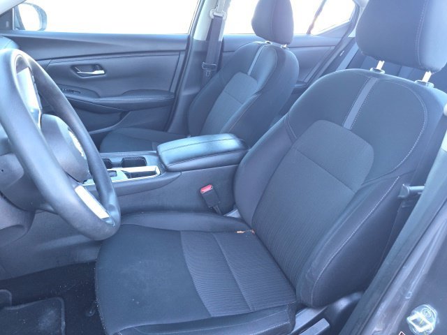 Used 2024 Gray Nissan SV image 5