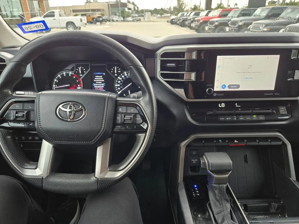 Used 2023  Toyota SR5 image 10