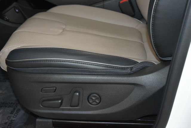Certified Used 2023 White Hyundai Limited image 31
