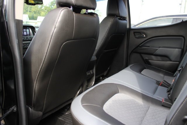 Used 2018 BLACK Chevrolet 4WD Z71 image 22