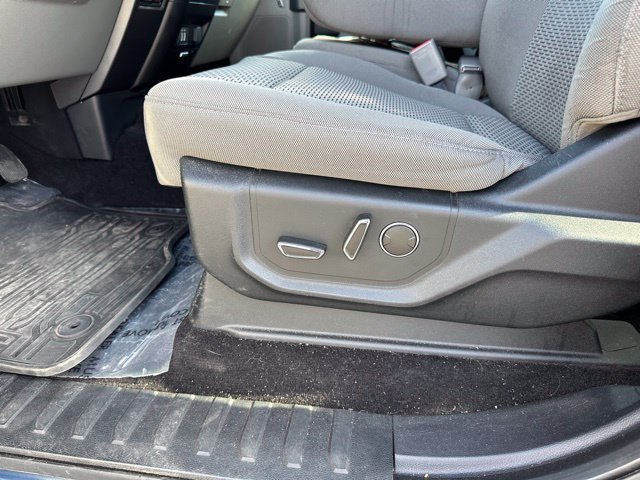 Used 2016 Blue Ford XLT image 12