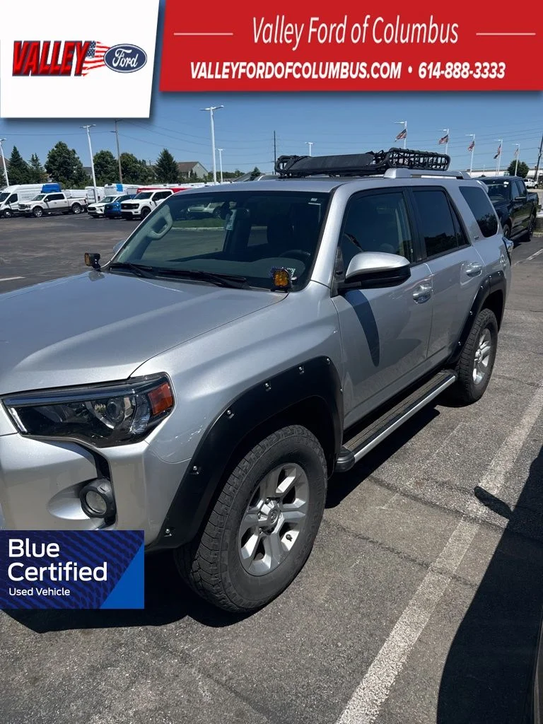 2018 Toyota 4Runner SR5 4x4 V6's photo