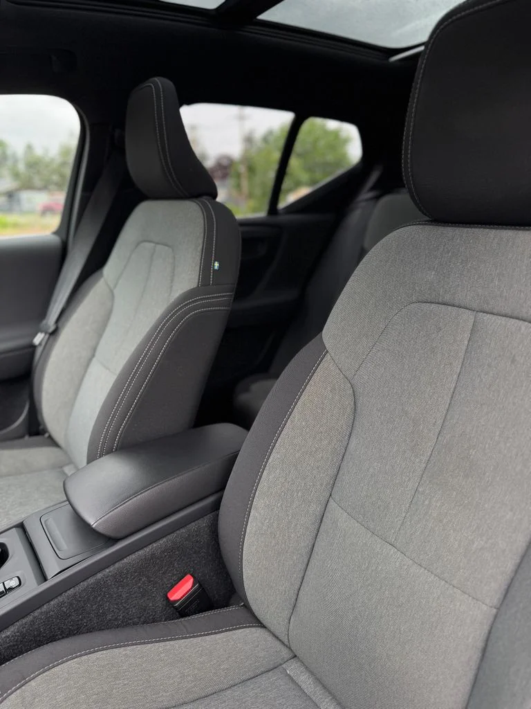 2024 Volvo XC40 Core - Photo 34