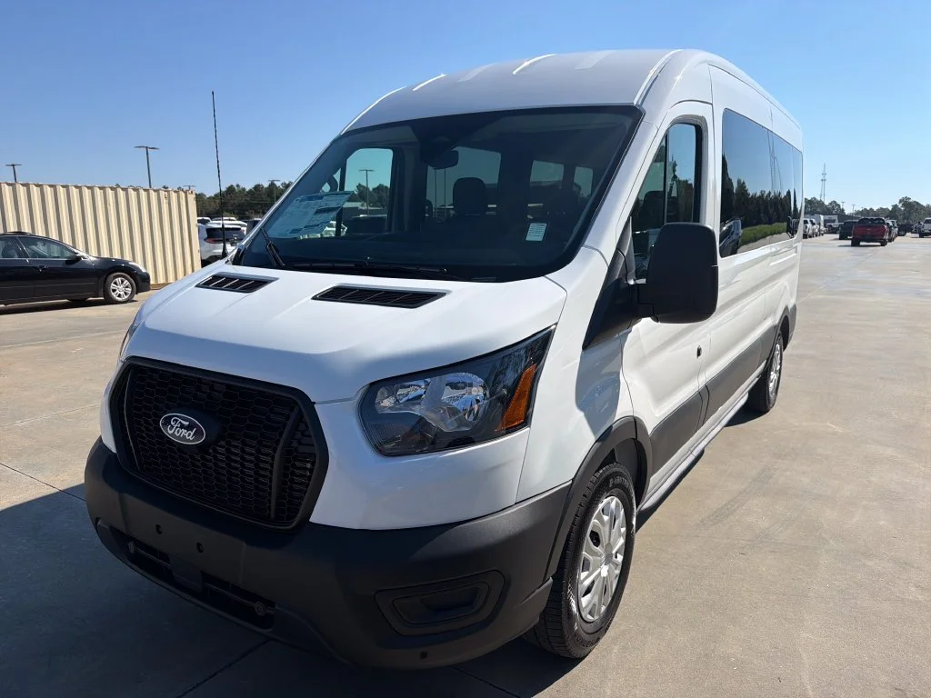 New 2027 Oxford White Ford Passenger Van XL image 2