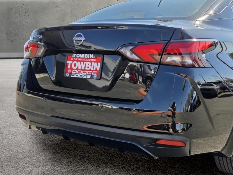 Used 2025 Black Nissan 1.6 S image 5
