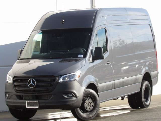 2024 Mercedes-Benz Sprinter 3500 144 WB HO's photo
