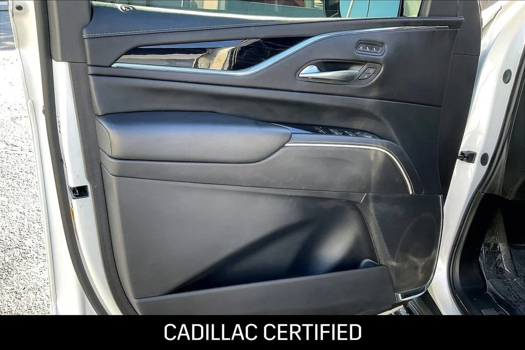 2024 Cadillac Escalade ESV V-Series - Photo 20