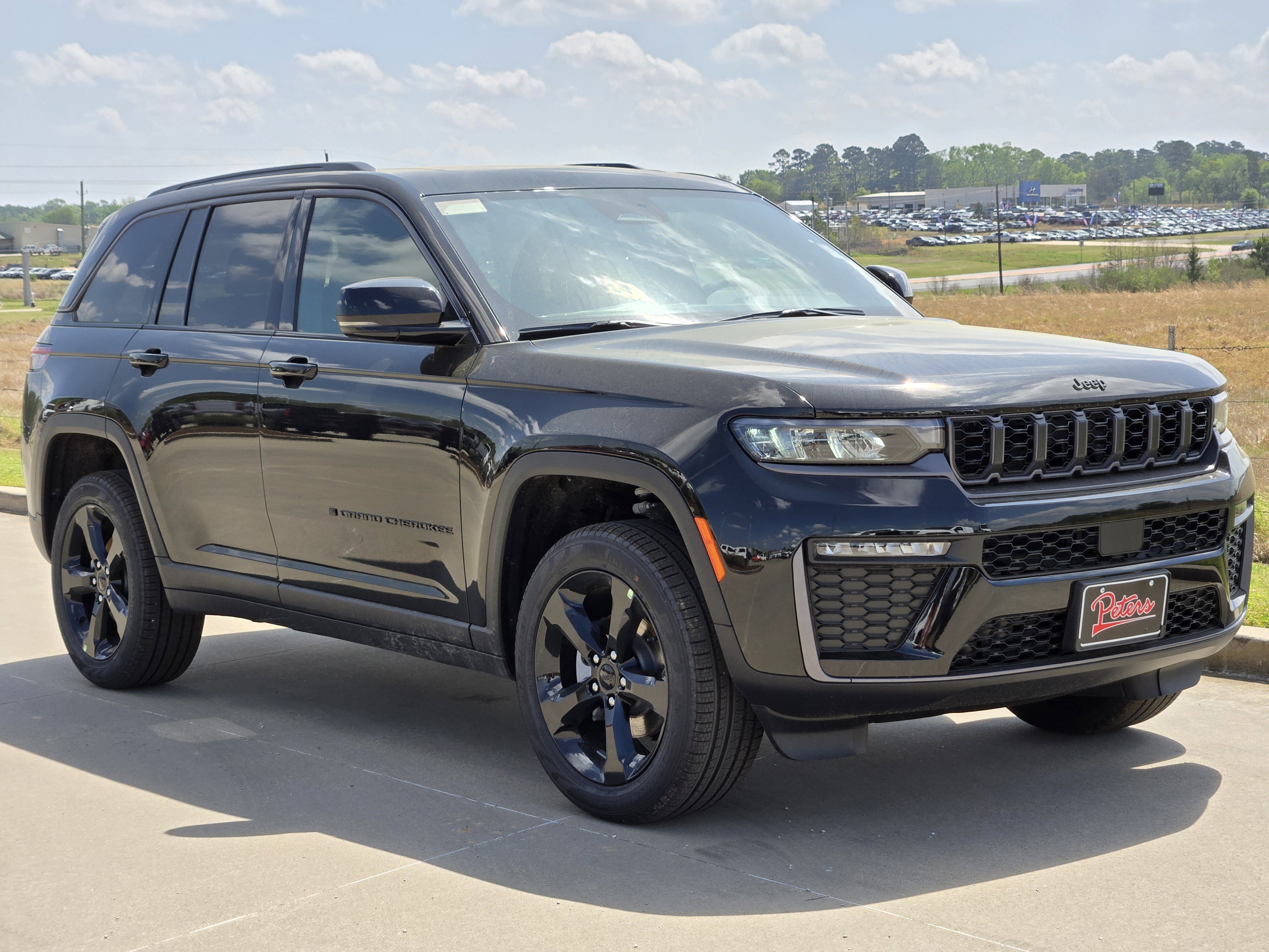 New 2026 Diamond Black Crystal Pearlcoat Jeep Limited image 1