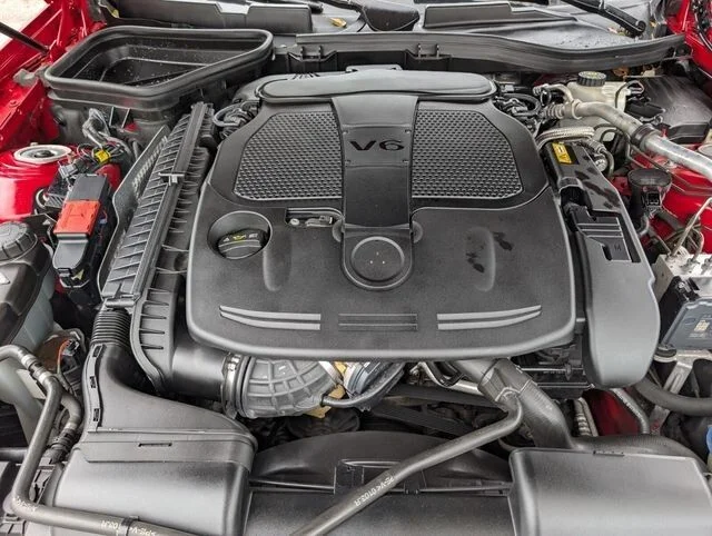 Used 2012 Red Mercedes-Benz SLK 350 image 22