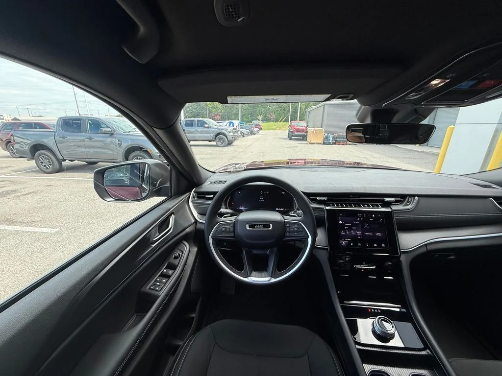 New 2026 Velvet Red Pearlcoat Jeep Laredo image 13