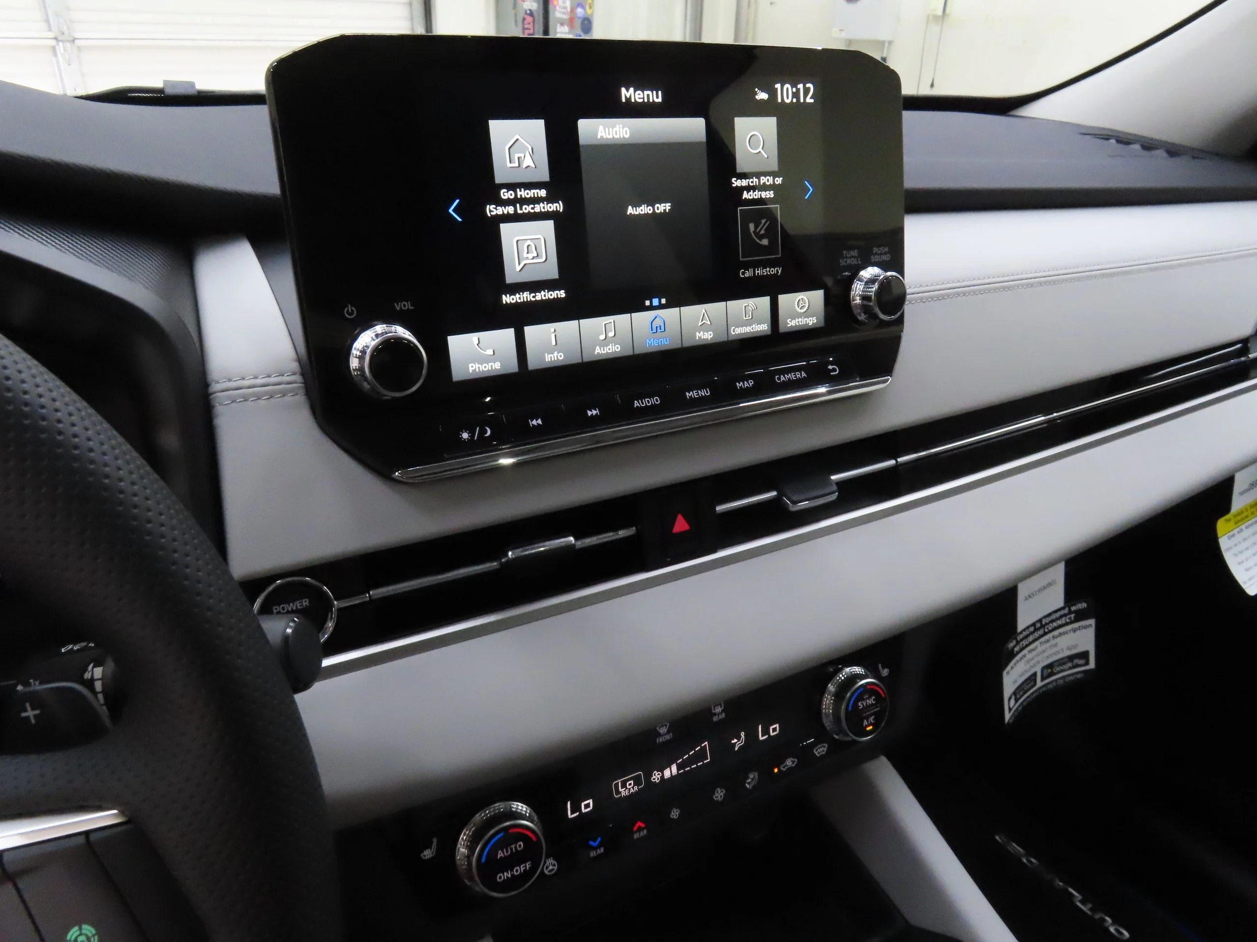 2025 Mitsubishi Outlander Plug-in Hybrid SEL - Photo 16