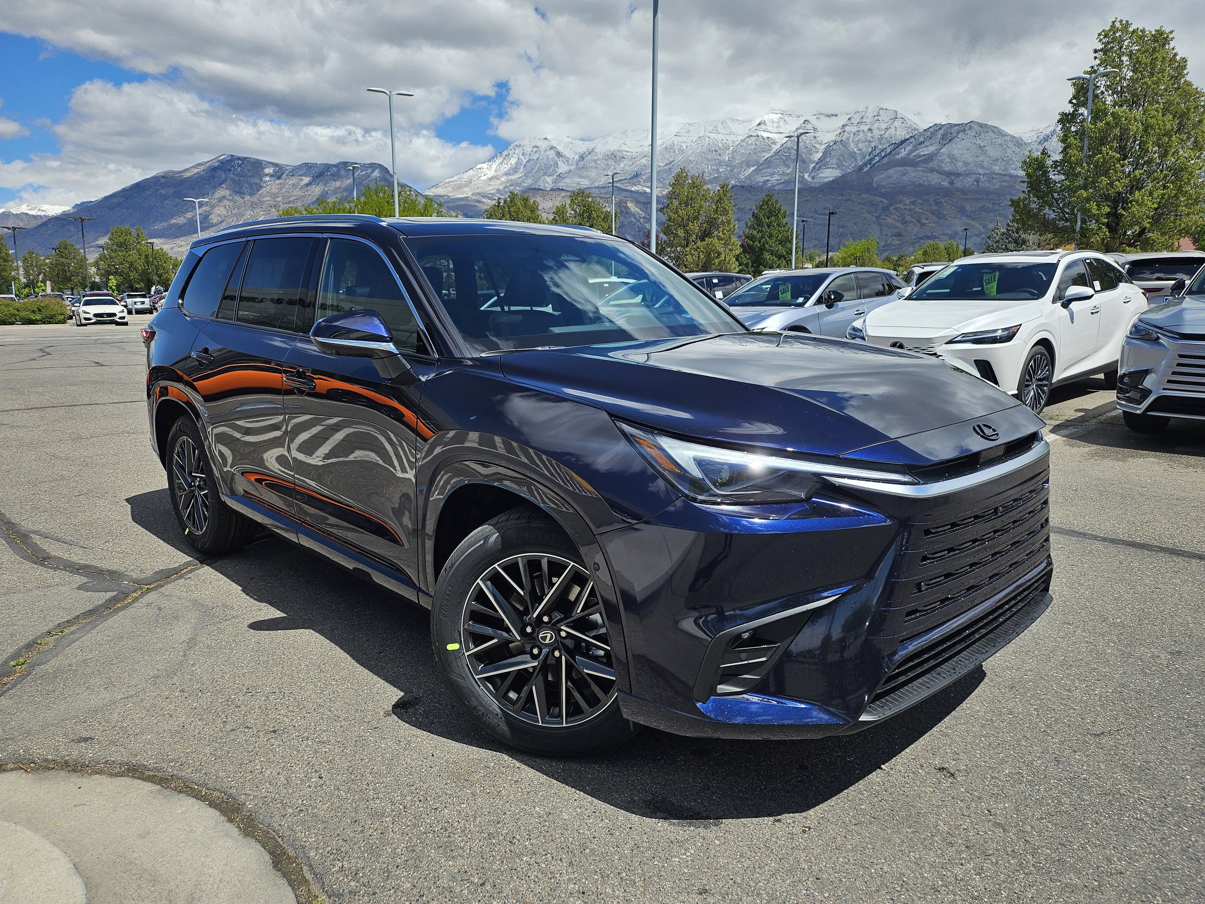 New 2026 Nightfall Mica Lexus PREMIUM AWD image 3