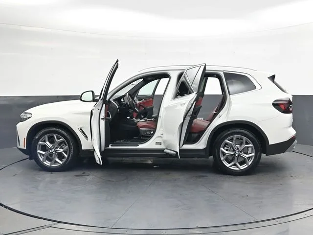 Used 2023 White BMW sDrive30i image 37