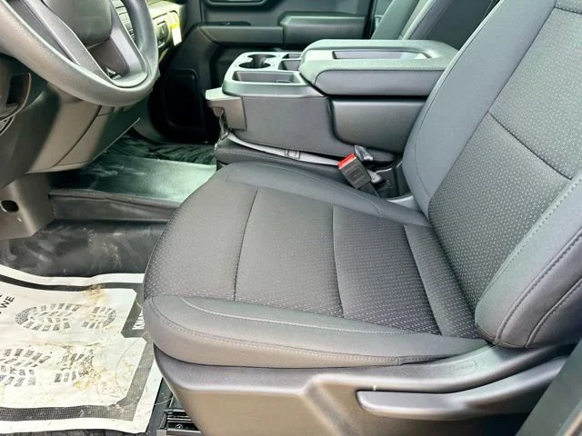 2025 GMC Sierra 3500HD Pro - Photo 15