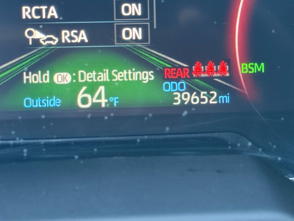 Used 2025 Silver Toyota XLE image 18