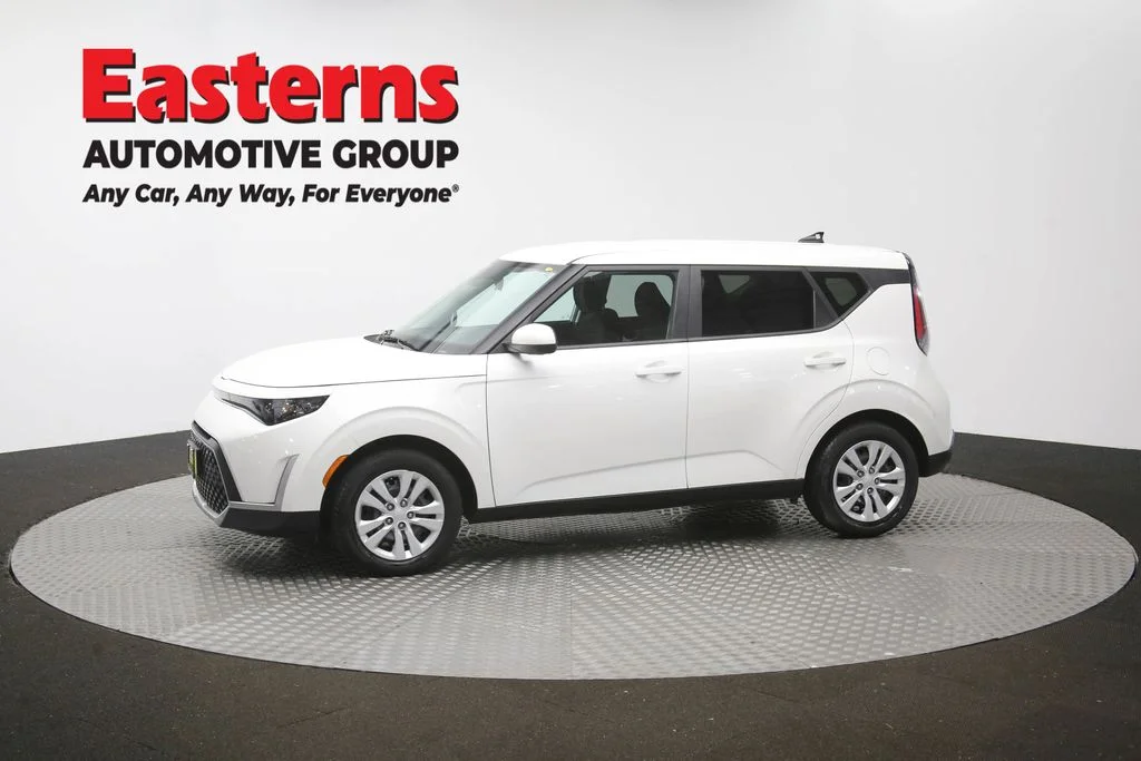 Used 2023 White Kia LX image 57