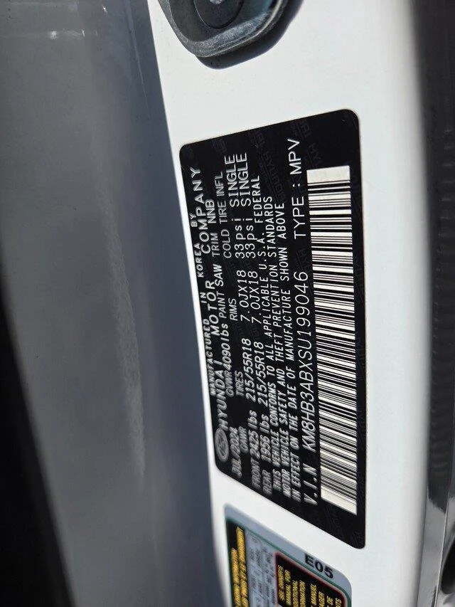 Used 2025 Atlas White Hyundai SEL image 32