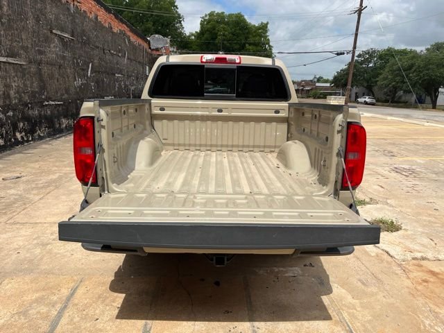 Used 2022 Beige Chevrolet Z71 image 9