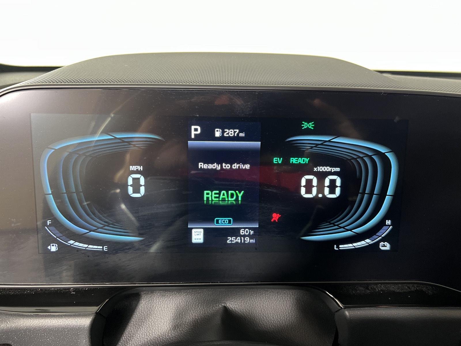 Used 2024 Graphite Gray Kia EX image 18