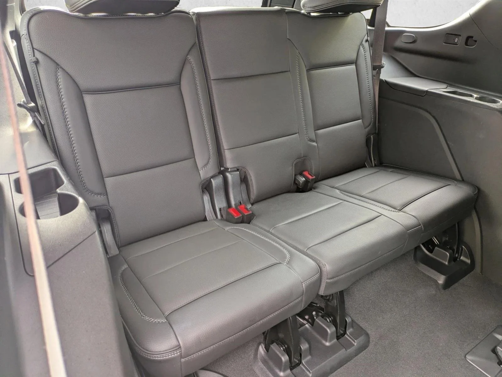 Used 2021 Satin Steel Metallic GMC Denali image 20