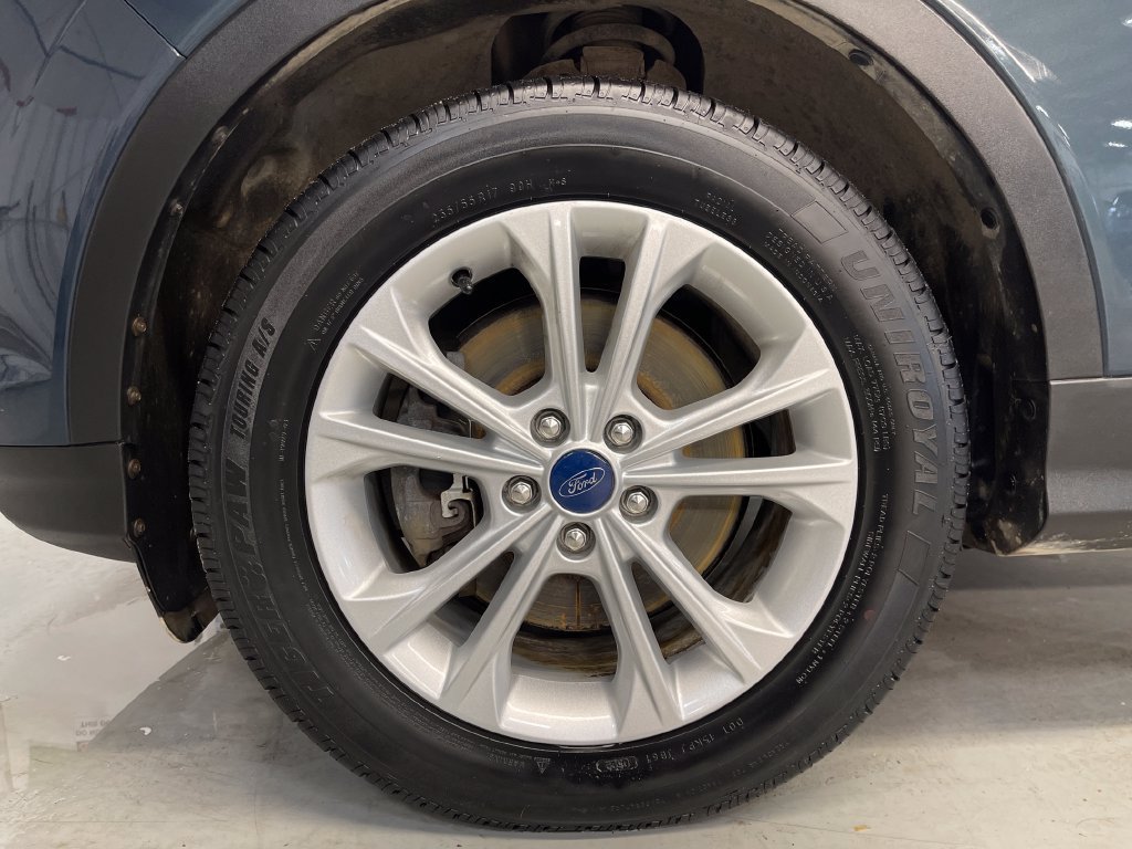 Used 2019 Green Ford SEL image 11