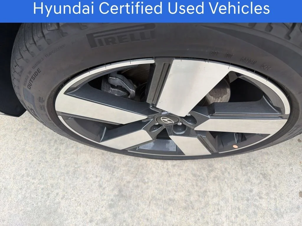 Certified Pre-Owned 2025 Hyundai Santa Fe Limited