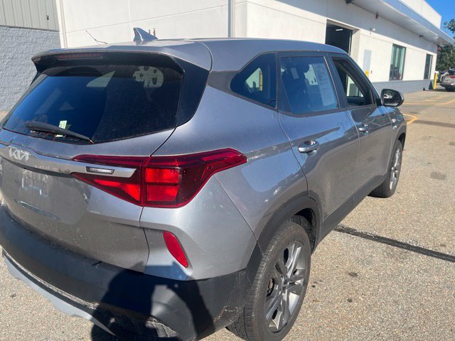 Certified Used 2023 Gray Kia LX image 3