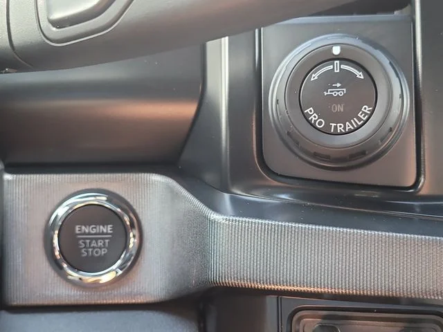 New 2026 Gray Metallic Ford Platinum image 30