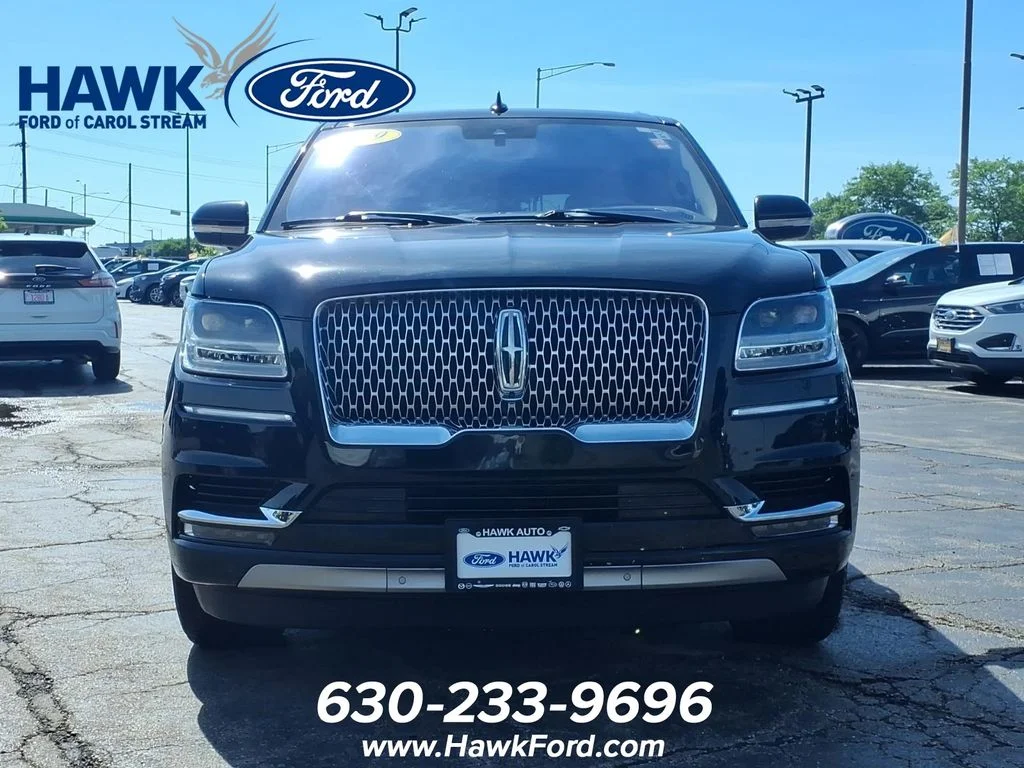 Used 2019 Black Metallic Lincoln Reserve image 2