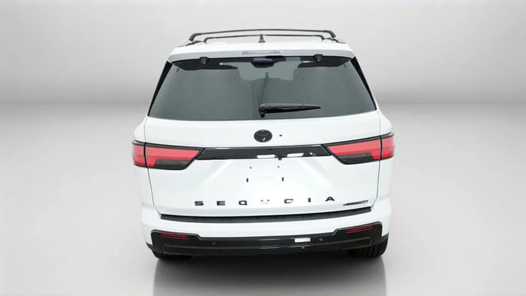 New 2026 Wind Chill Pearl Toyota Platinum image 27