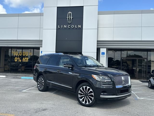 2023 Lincoln Navigator Reserve's photo