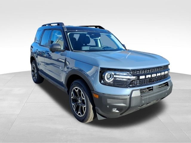 New 2025 Azure Gray Metallic Tri-Coat Ford Outer Banks® image 16