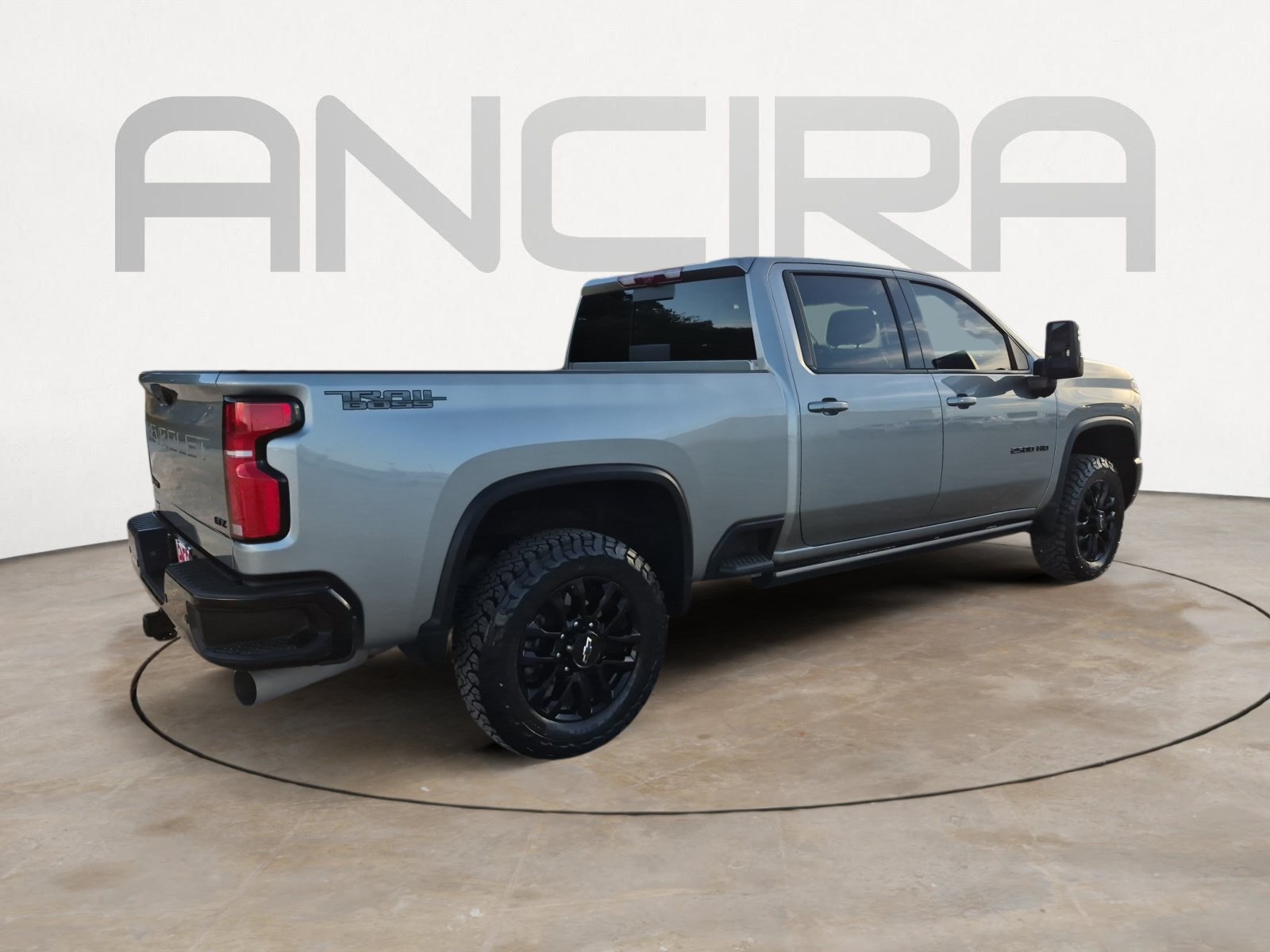 Used 2025 Sterling Gray Metallic Chevrolet LTZ image 10