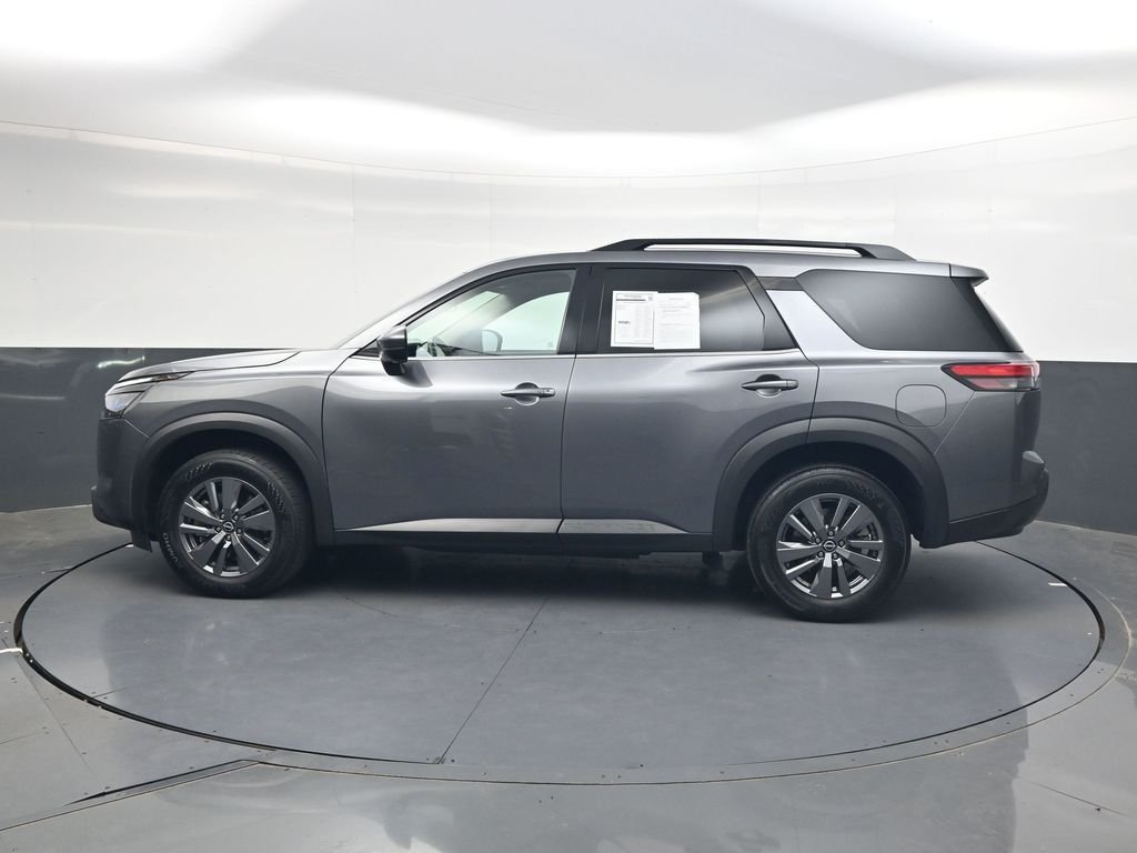 Used 2025 Gray Nissan SV image 11