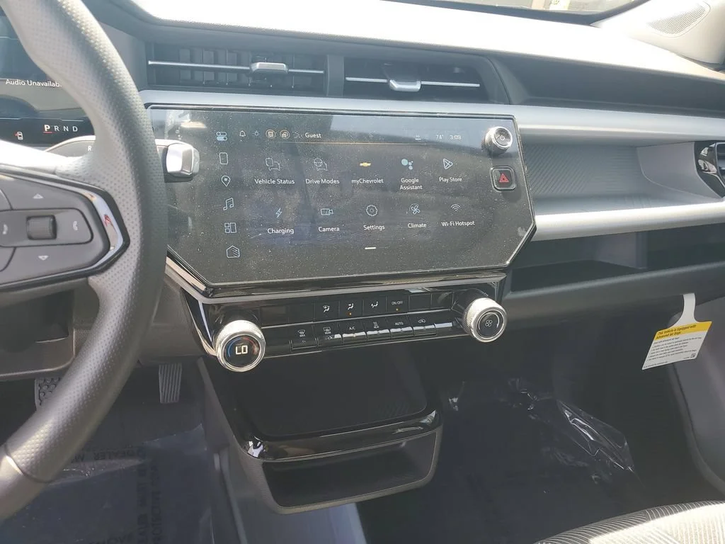 2027 Chevrolet Bolt LT - Photo 23