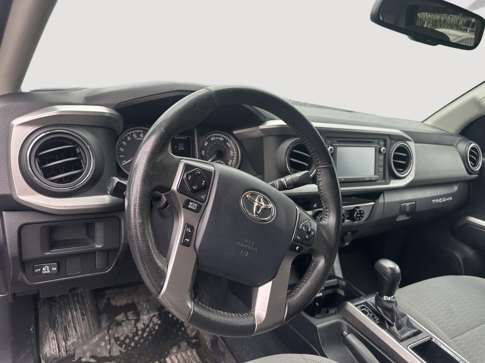 Used 2017 Black Toyota SR5 image 10