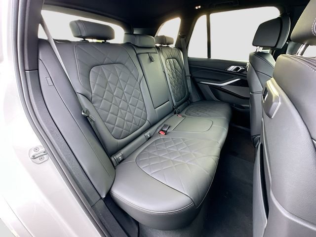 New 2026 White BMW sDrive40i image 20
