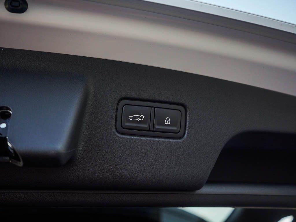 New 2026 Creamy White Pearl Hyundai SEL 8P AWD image 35