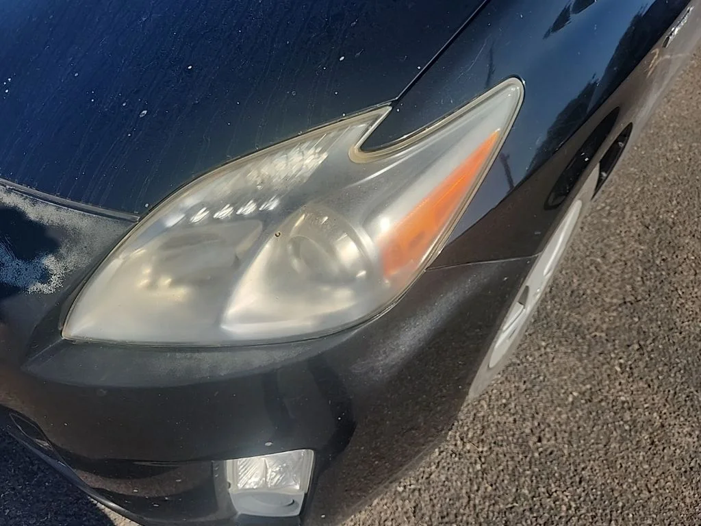 Used 2010 Black Toyota II image 6