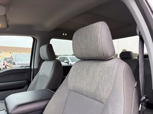 Used 2022 White Ford XL image 15