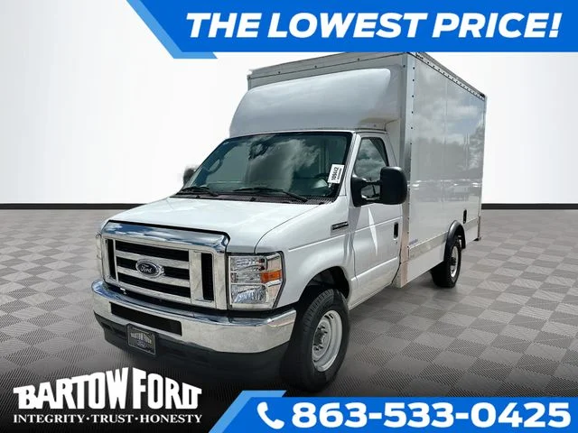 New 2025 Oxford White Ford Base image 1