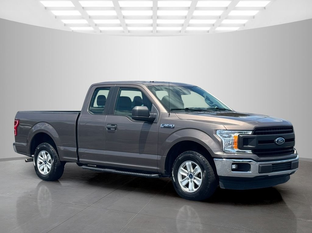 Used 2018 Gray Ford XL image 7