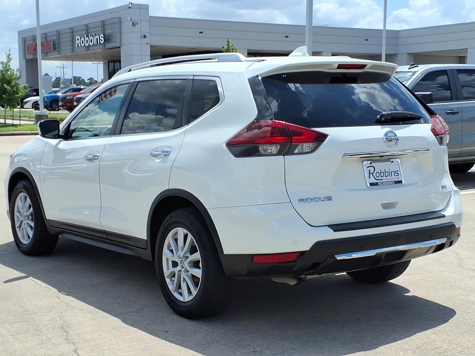 2019 Nissan Rogue SV White at Ron Craft Chevrolet Cadillac