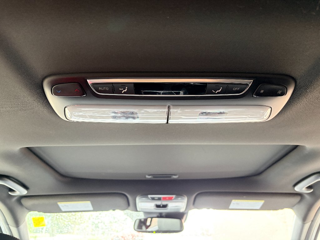 Used 2023 Wolf Gray Kia SX X-Line image 19